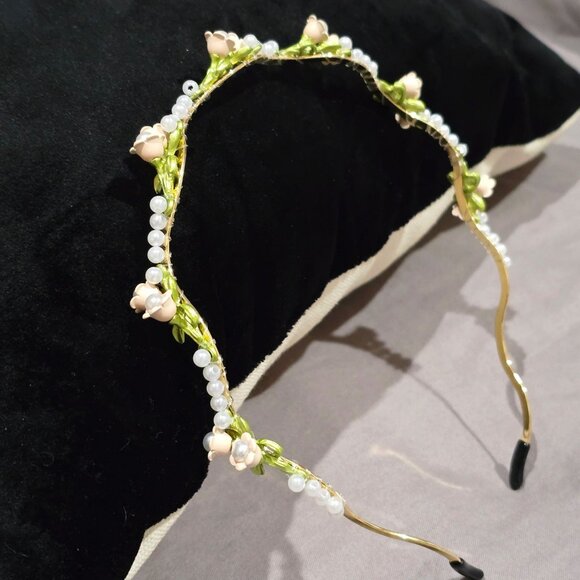 Wavy Gold Bridal Headband ✦ Pale Pink Metal Flowers & Pearls ✦ Formal Hairpiece - Picture 4 of 6